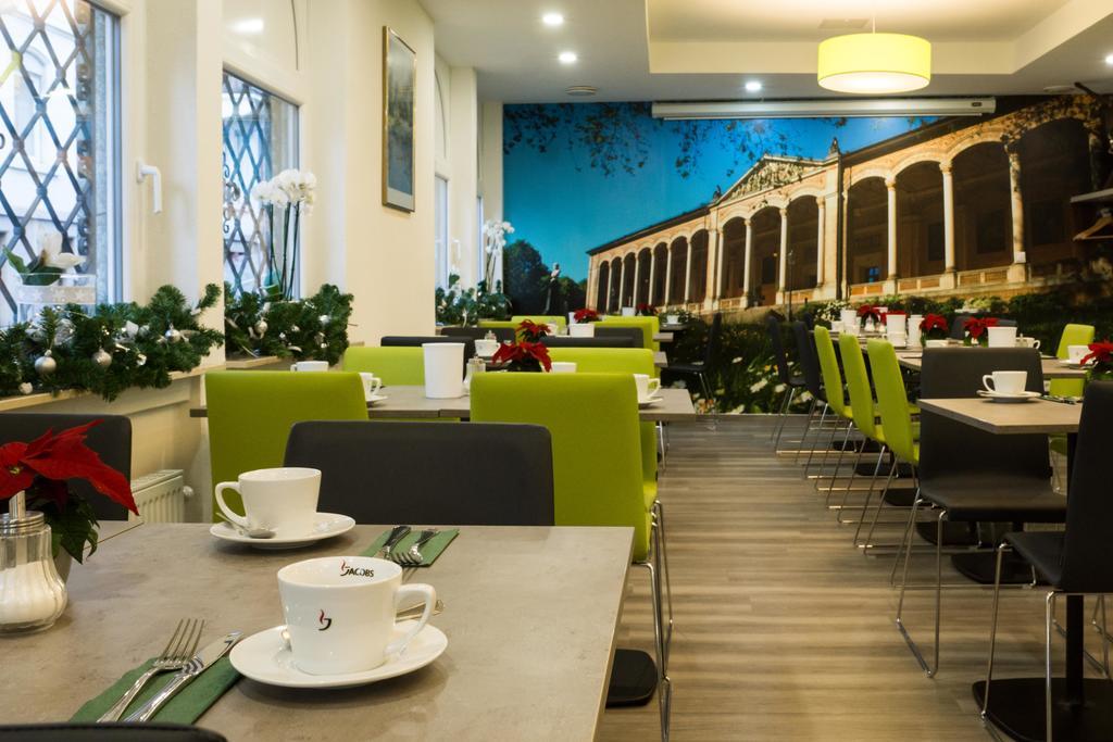 Hotel Loehr Baden-Baden Exterior photo